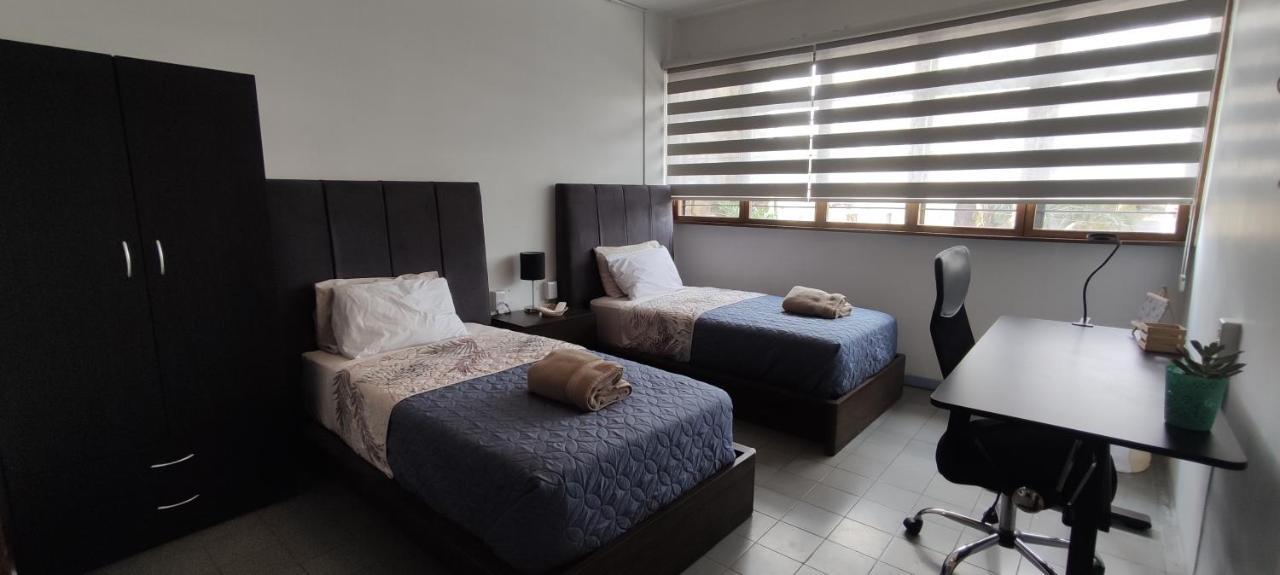 Leveli Coliving Hostel Guadalajara Buitenkant foto