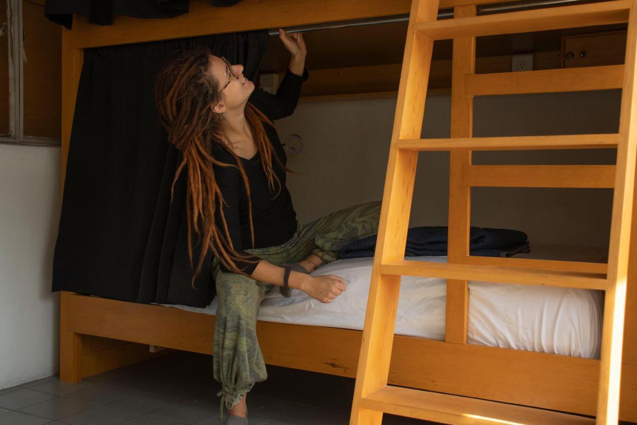 Leveli Coliving Hostel Guadalajara Buitenkant foto