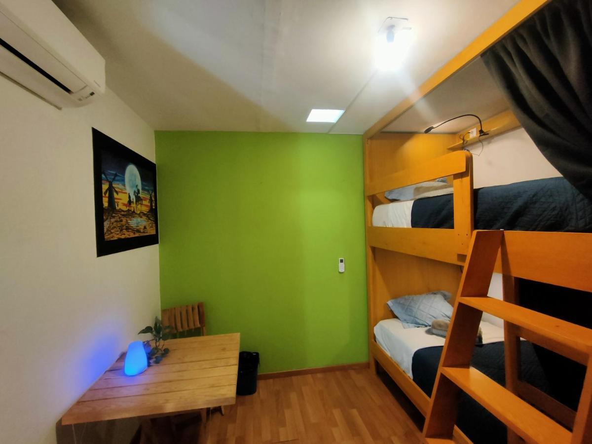 Leveli Coliving Hostel Guadalajara Buitenkant foto